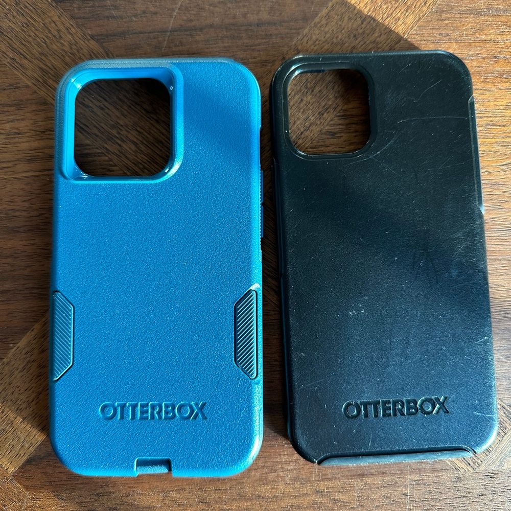 iPhone 14 Pro OtterBox Blue and Black Phone Cases. Used in good condition